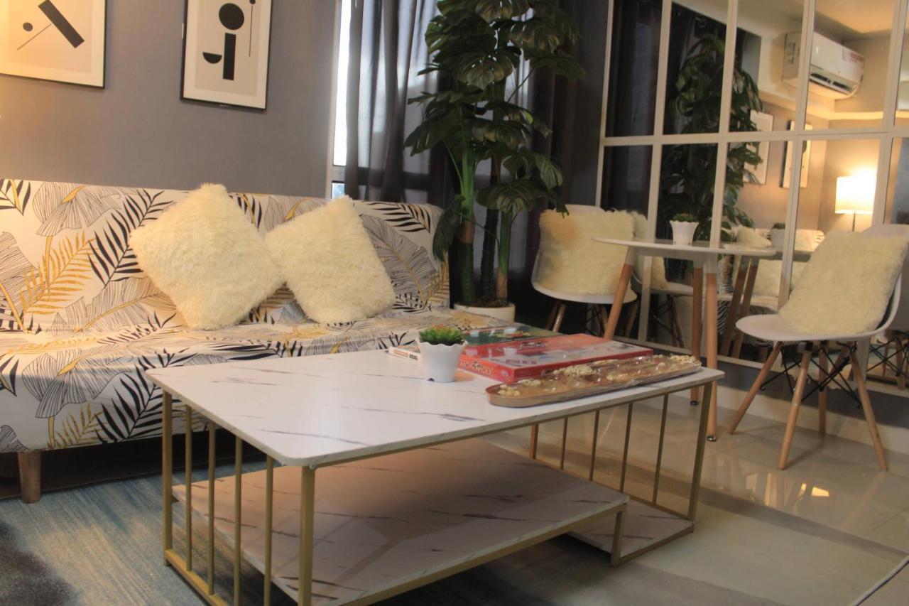 A2J Bgc Luxury 2Br Loft Near Burgos Circle, Malls Manilla Buitenkant foto